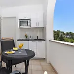 House Santro Apartman Baška Voda