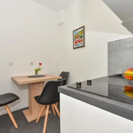 House Santro Baška Voda