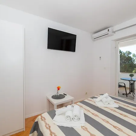 House Santro 巴什卡沃达