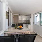 House Santro *