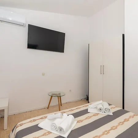 Appartamento House Santro Baška Voda