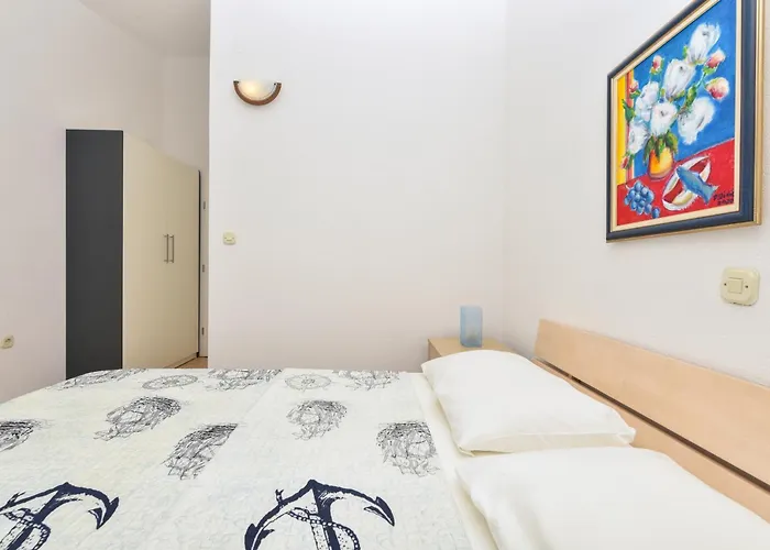 House Santro